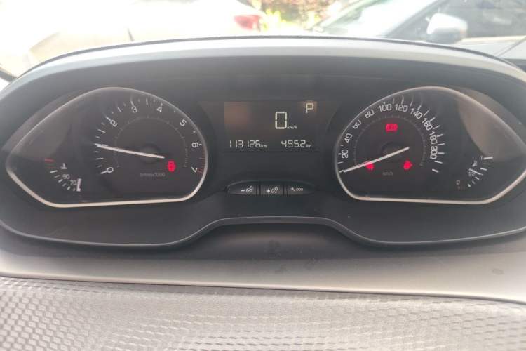 Used Peugeot 2008 2014 1.6L Automatic Fashion Edition Odometer Close Up