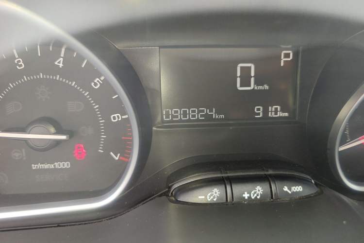 Used Peugeot 2008 2014 1.6L Automatic Fashion Edition Odometer Close Up