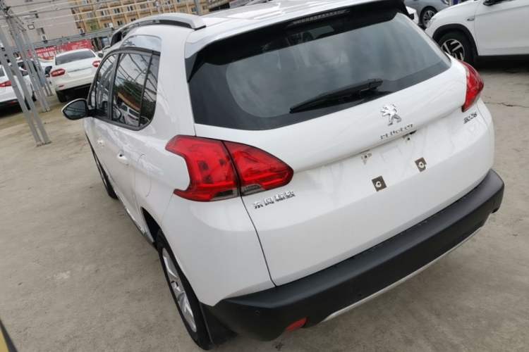 Used Peugeot 2008 2014 1.6L Manual Fashion Edition Rear Left 45 Deg