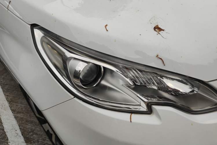 Used Peugeot 2008 2014 1.6L Automatic Navigation Edition Right Front Headlight