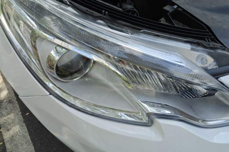 Used Peugeot 2008 2014 1.6L Automatic Fashion Edition Right Front Headlight