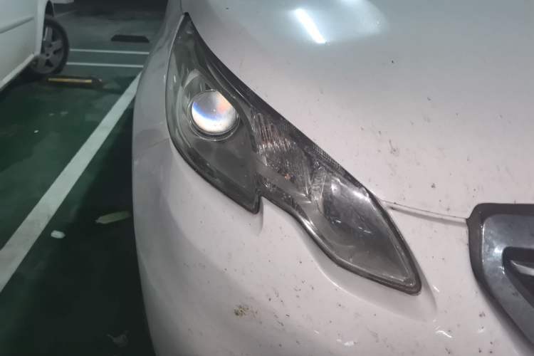 Used Peugeot 2008 2014 1.6L Automatic Trend Edition Right Front Headlight