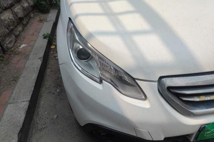 Used Peugeot 2008 2014 1.6L Automatic Trend Edition Right Front Headlight