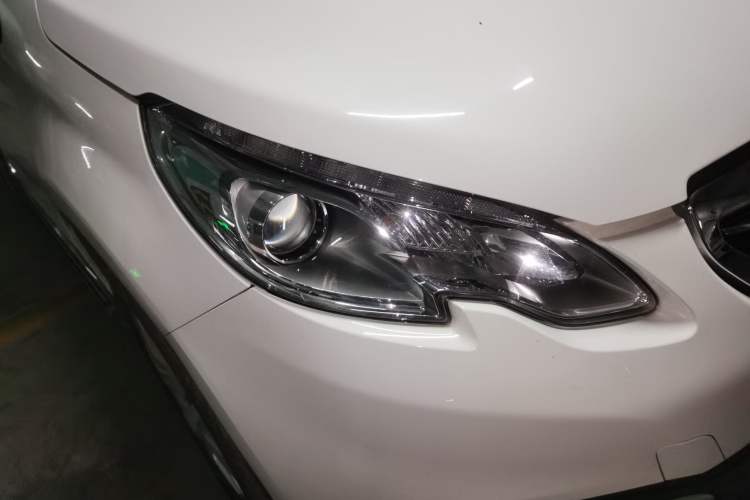 Used Peugeot 2008 2014 1.6L Automatic Fashion Edition Right Front Headlight