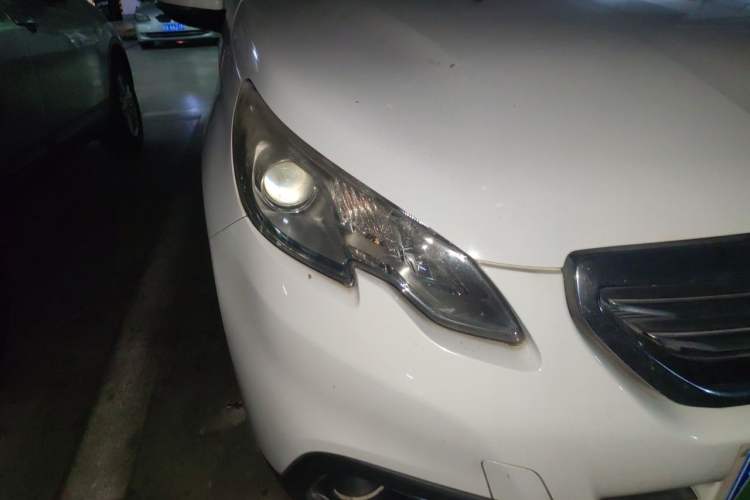 Used Peugeot 2008 2014 1.6L Automatic Fashion Edition Right Front Headlight