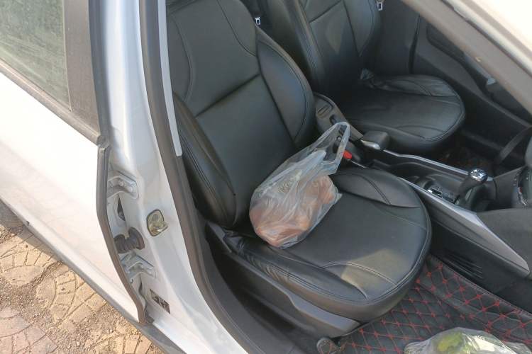 Used Peugeot 2008 2014 1.6L Automatic Fashion Edition Right Front Seat