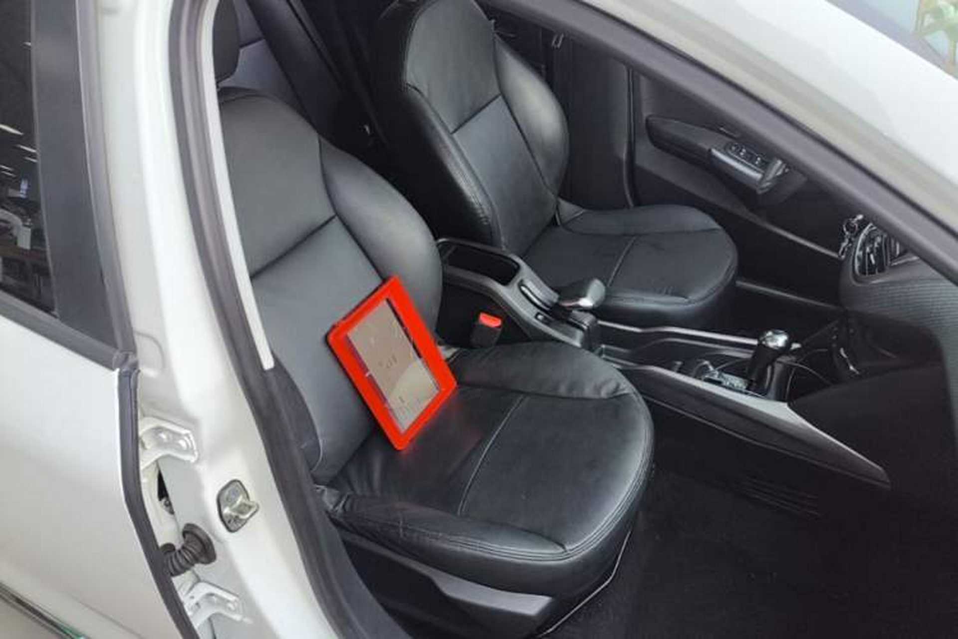 Used Peugeot 2008 2014 1.6L Automatic Fashion Edition Right Front Seat