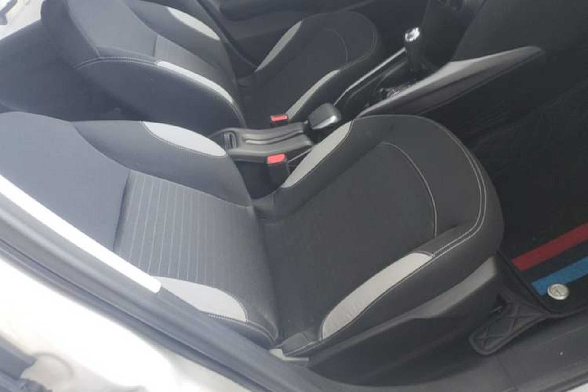 Used Peugeot 2008 2014 1.6L Automatic Trend Edition Right Front Seat
