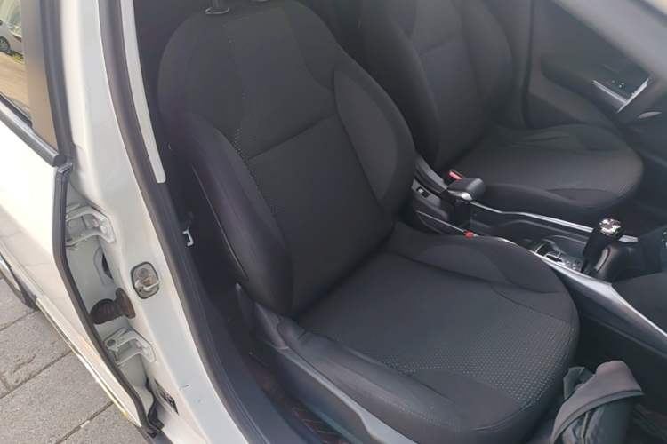 Used Peugeot 2008 2014 1.6L Automatic Fashion Edition Right Front Seat
