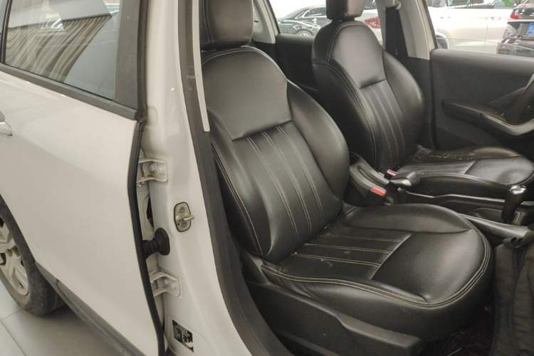 Used Peugeot 2008 2014 1.6L Automatic Trend Edition Right Front Seat