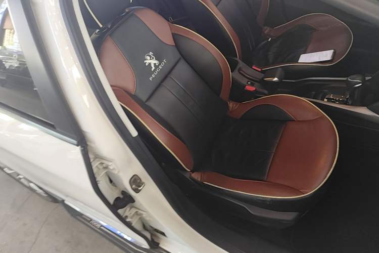 Used Peugeot 2008 2014 1.6L Automatic Fashion Edition Right Front Seat