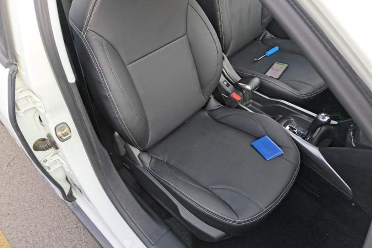 Used Peugeot 2008 2014 1.6L Automatic Fashion Edition Right Front Seat