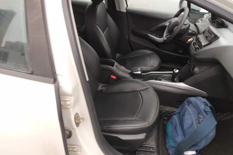 Used Peugeot 2008 2014 1.6L Automatic Trend Edition Right Front Seat