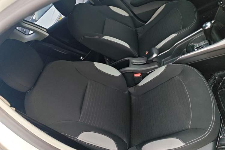 Used Peugeot 2008 2014 1.6L Automatic Trend Edition Right Front Seat
