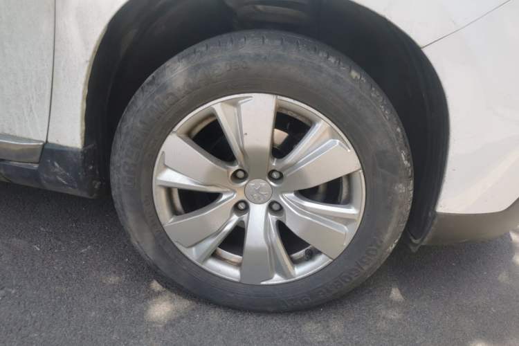 Used Peugeot 2008 2014 1.6L Manual Fashion Edition Right Front Wheel Hub