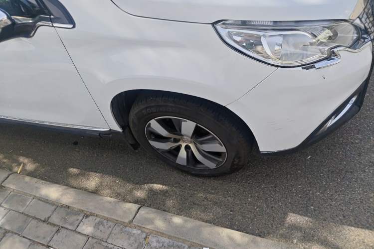 Used Peugeot 2008 2014 1.6L Automatic Navigation Edition Right Front Wheel Hub