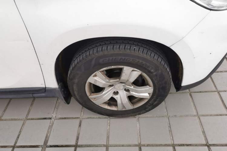 Used Peugeot 2008 2014 1.6L Automatic Trend Edition Right Front Wheel Hub