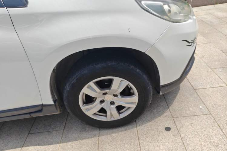 Used Peugeot 2008 2014 1.6L Manual Trend Edition Right Front Wheel Hub