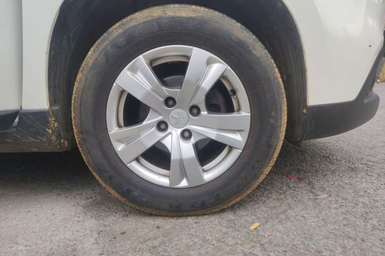 Used Peugeot 2008 2014 1.6L Manual Trend Edition Right Front Wheel Hub