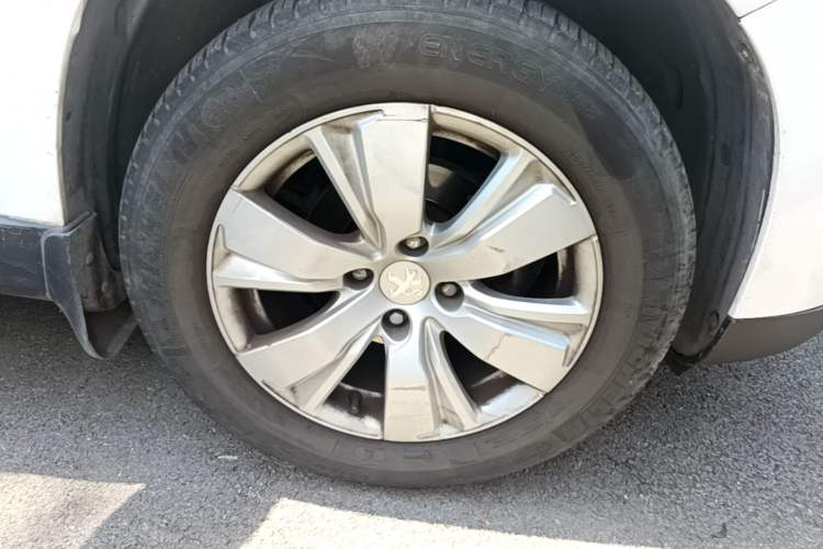 Used Peugeot 2008 2014 1.6L Automatic Fashion Edition Right Front Wheel Hub