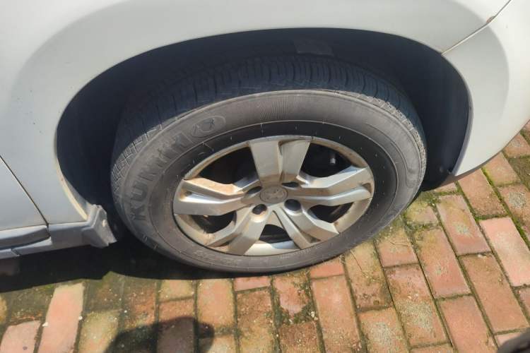 Used Peugeot 2008 2014 1.6L Automatic Trend Edition Right Front Wheel Hub