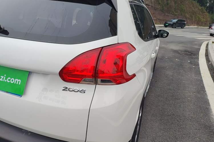Used Peugeot 2008 2014 1.6L Automatic Fashion Edition Right Rear Taillight