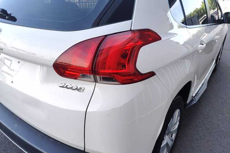Used Peugeot 2008 2014 1.6L Automatic Fashion Edition Right Rear Taillight