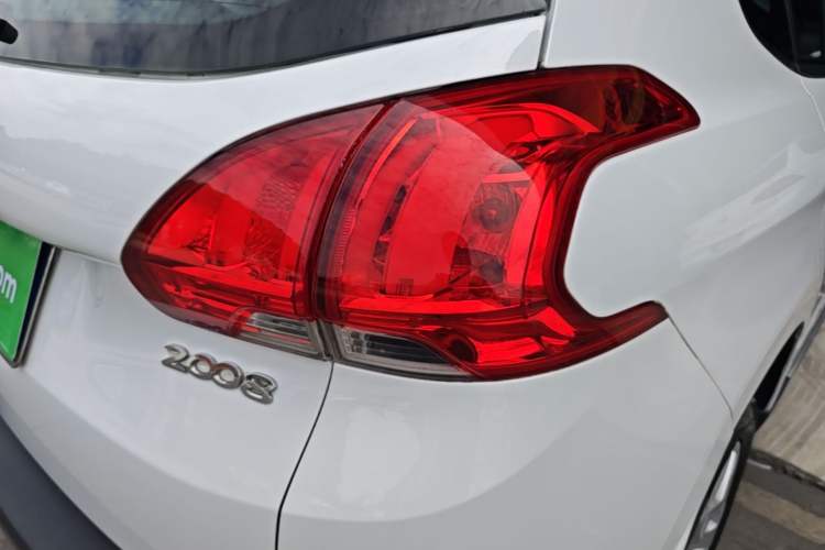 Used Peugeot 2008 2014 1.6L Automatic Fashion Edition Right Rear Taillight