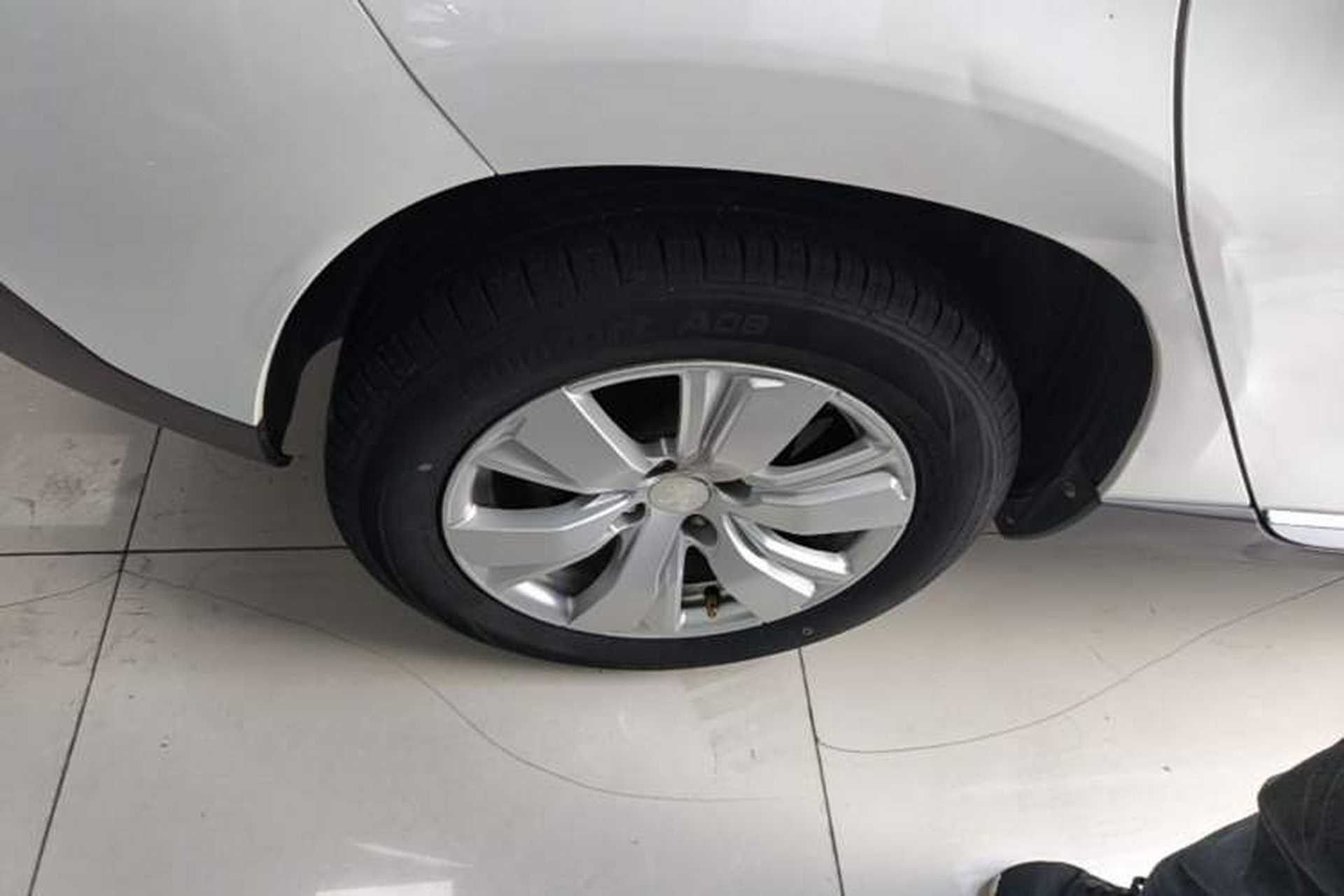 Used Peugeot 2008 2014 1.6L Automatic Fashion Edition Right Rear Wheel Hub
