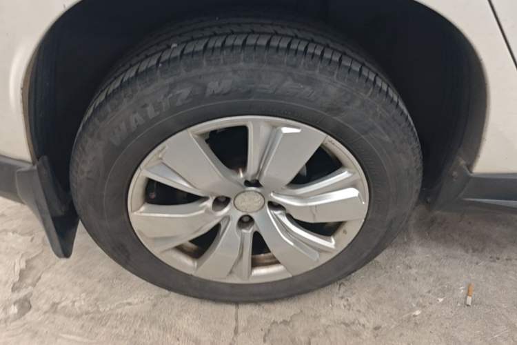 Used Peugeot 2008 2014 1.6L Automatic Fashion Edition Right Rear Wheel Hub