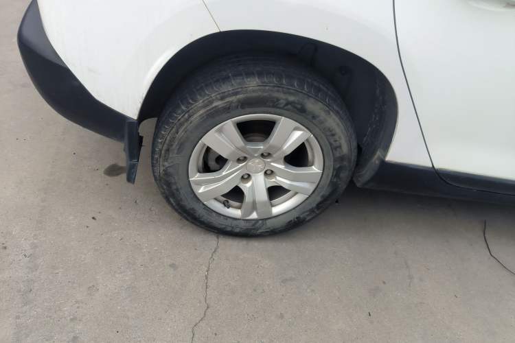 Used Peugeot 2008 2014 1.6L Automatic Trend Edition Right Rear Wheel Hub
