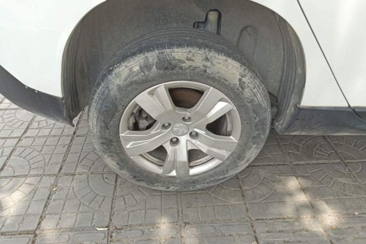 Used Peugeot 2008 2014 1.6L Manual Trend Edition Right Rear Wheel Hub