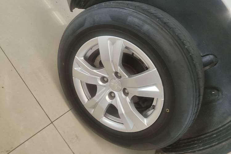Used Peugeot 2008 2014 1.6L Manual Trend Edition Right Rear Wheel Hub