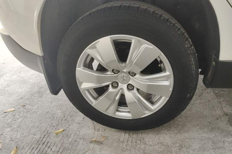 Used Peugeot 2008 2014 1.6L Automatic Fashion Edition Right Rear Wheel Hub