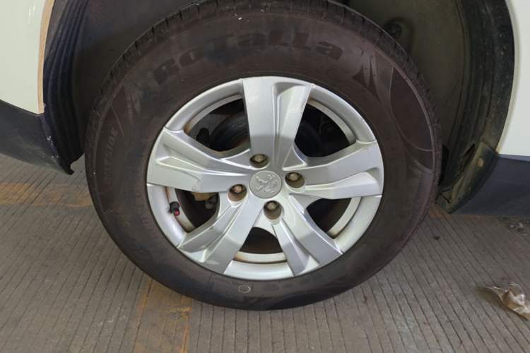 Used Peugeot 2008 2014 1.6L Automatic Trend Edition Right Rear Wheel Hub