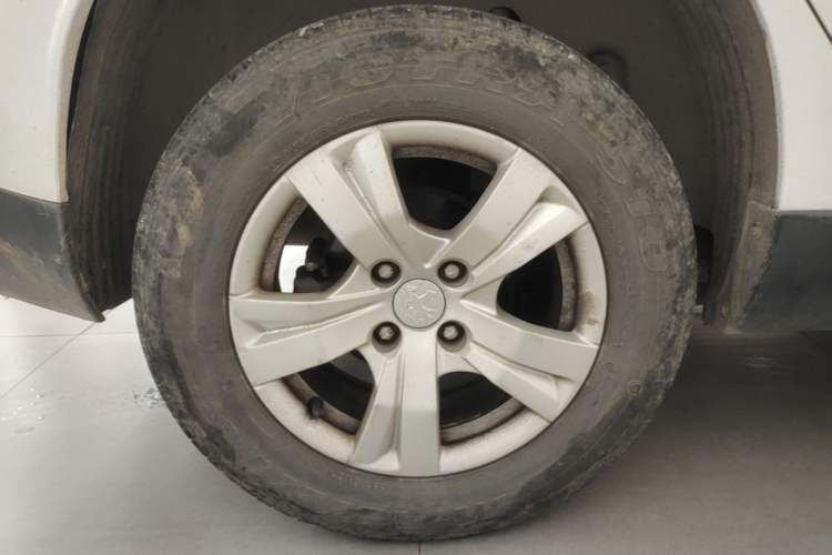 Used Peugeot 2008 2014 1.6L Automatic Trend Edition Right Rear Wheel Hub