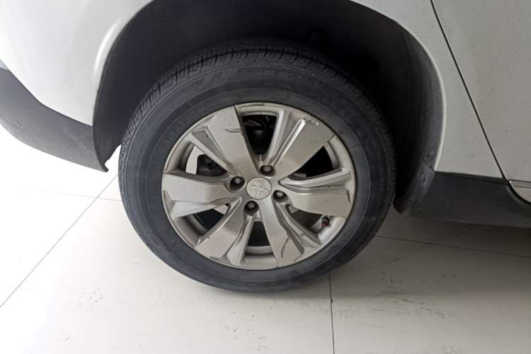 Used Peugeot 2008 2014 1.6L Automatic Fashion Edition Right Rear Wheel Hub