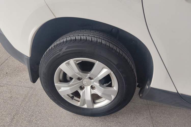 Used Peugeot 2008 2014 1.6L Automatic Trend Edition Right Rear Wheel Hub