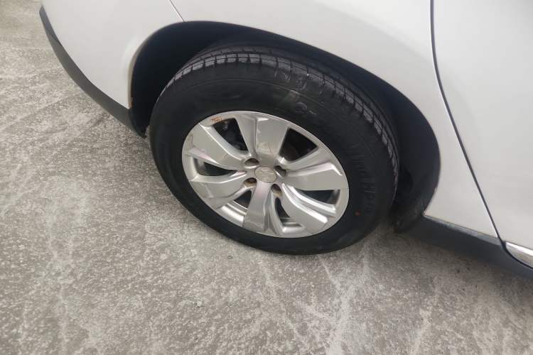 Used Peugeot 2008 2014 1.6L Manual Fashion Edition Right Rear Wheel Hub
