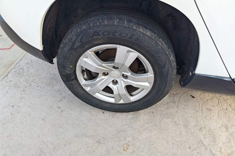 Used Peugeot 2008 2014 1.6L Automatic Trend Edition Right Rear Wheel Hub