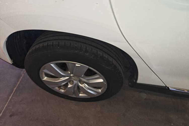 Used Peugeot 2008 2014 1.6L Automatic Fashion Edition Right Rear Wheel Hub