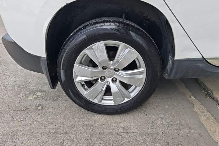Used Peugeot 2008 2014 1.6L Automatic Fashion Edition Right Rear Wheel Hub