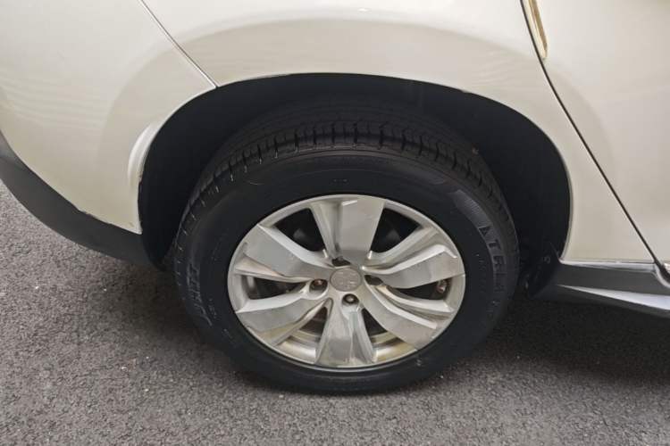 Used Peugeot 2008 2014 1.6L Automatic Fashion Edition Right Rear Wheel Hub