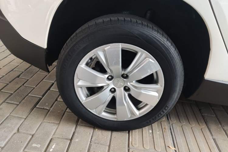 Used Peugeot 2008 2014 1.6L Automatic Fashion Edition Right Rear Wheel Hub