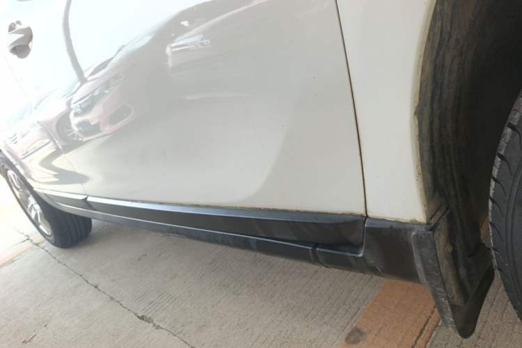 Used Peugeot 2008 2014 1.6L Manual Trend Edition Right Side Sill