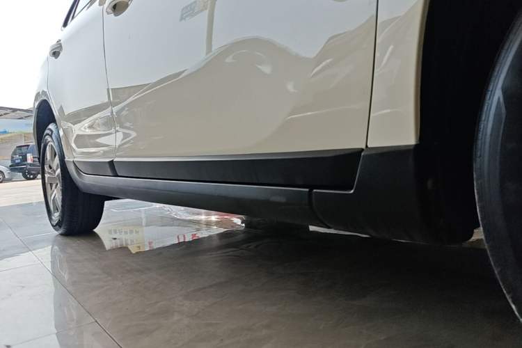 Used Peugeot 2008 2014 1.6L Automatic Trend Edition Right Side Sill