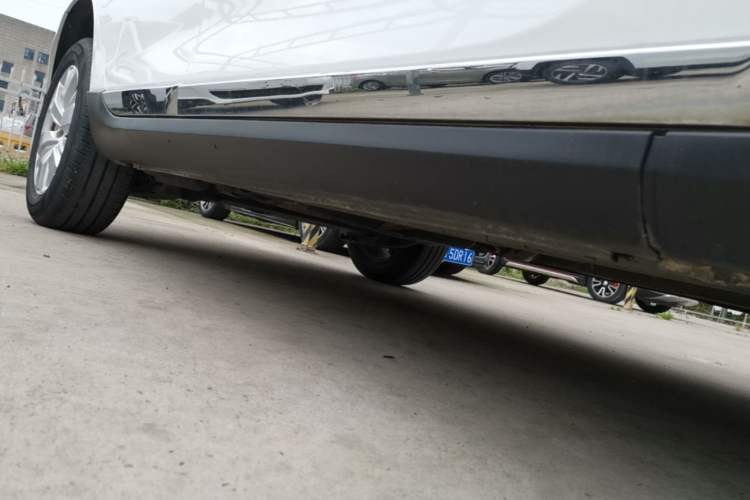 Used Peugeot 2008 2014 1.6L Manual Fashion Edition Right Side Sill
