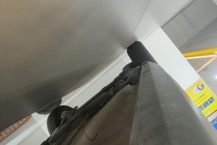 Used Peugeot 2008 2014 1.6L Manual Trend Edition Right Side Sill