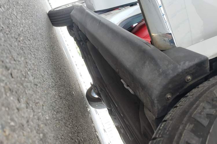 Used Peugeot 2008 2014 1.6L Automatic Fashion Edition Right Side Sill