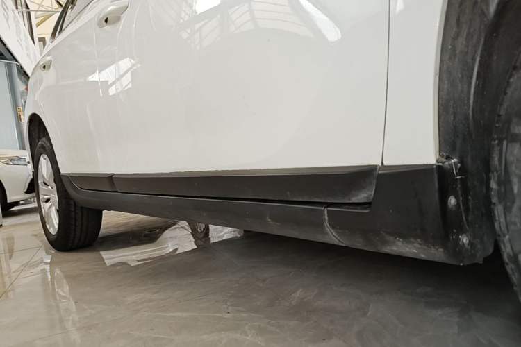 Used Peugeot 2008 2014 1.6L Automatic Fashion Edition Right Side Sill
